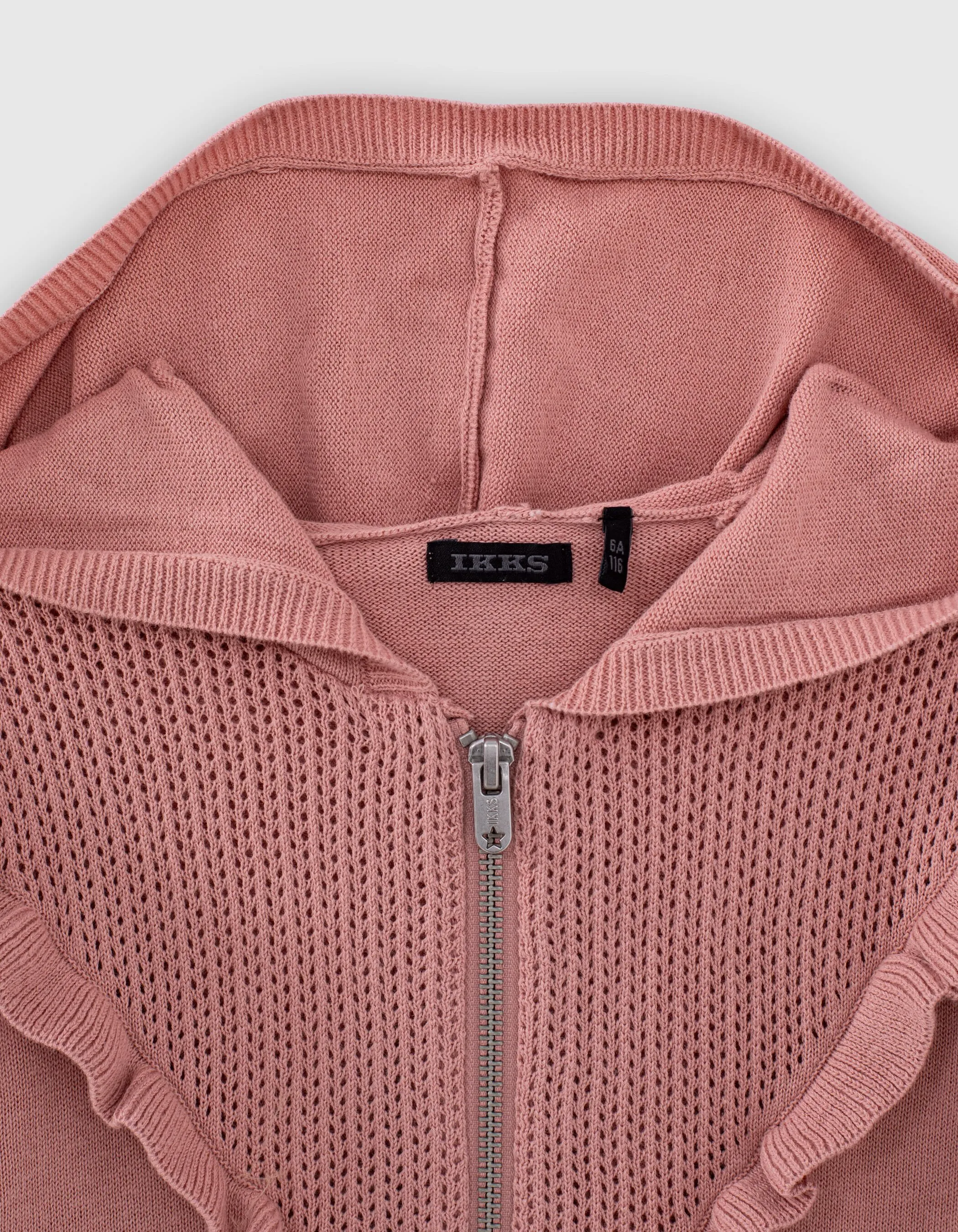 Cardigan dusty rose tricot ajouré et volants fille
